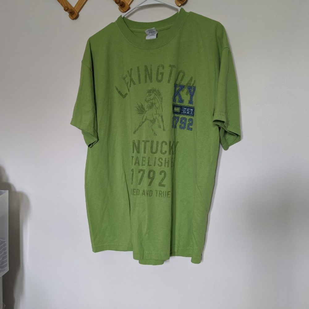 T shirts bundle!! - Picture 4 of 6